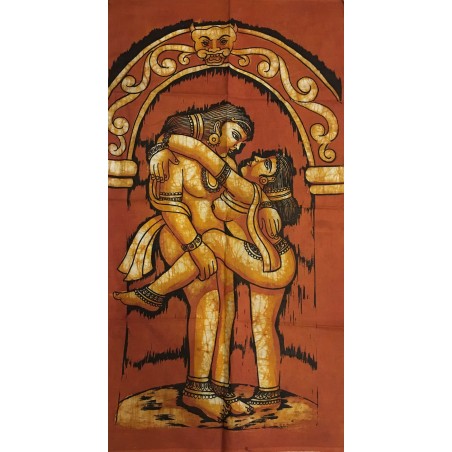 Batik colgante de pared Kama Sutra marrón.