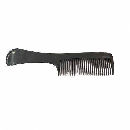 Peine de plástico negro para desenredar el cabello.