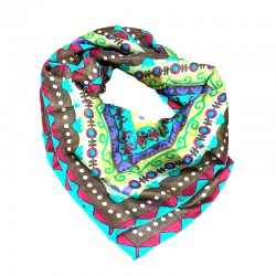 Foulard carré en soie indienne de grande qualité.
