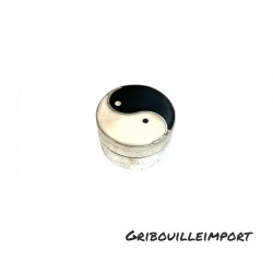 Yin Yang box in silver metal.