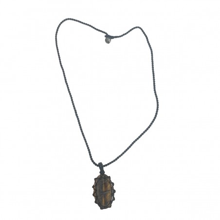 Collier pendentif en oeil de tigre de dos.