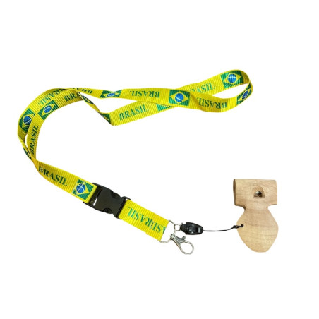 Samba, Pfeifen, Holz. Apito, brasilianischer Fußball, Musik, Tanz, Party